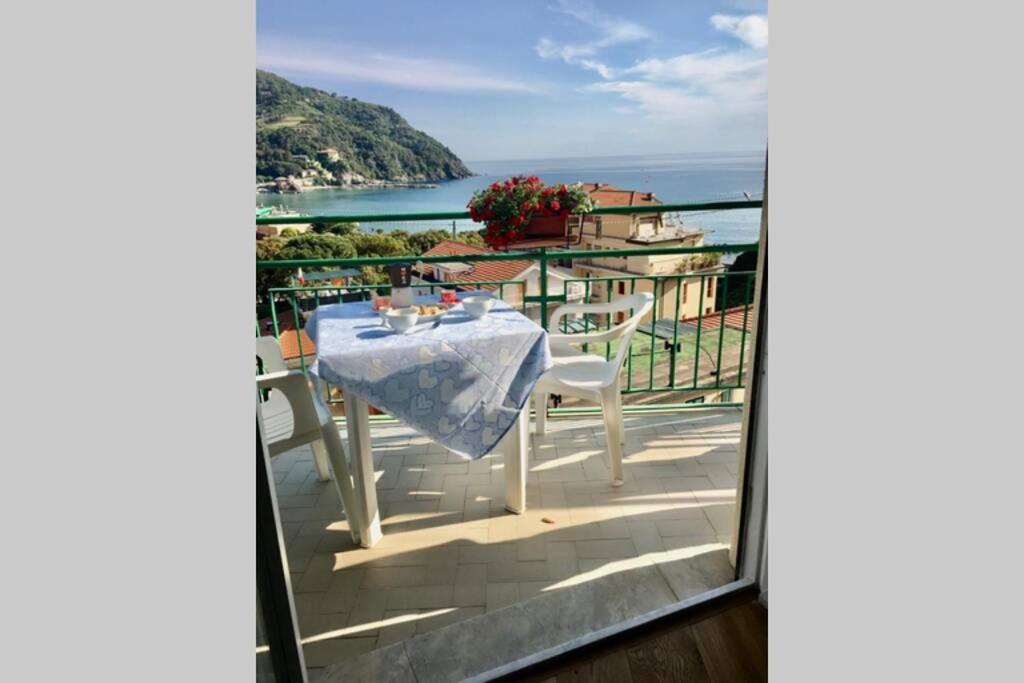 Splendido Appartamento Vista Mare Levanto Eksteriør bilde